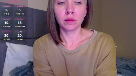 Shalynn online show from November 18, 5:56 am