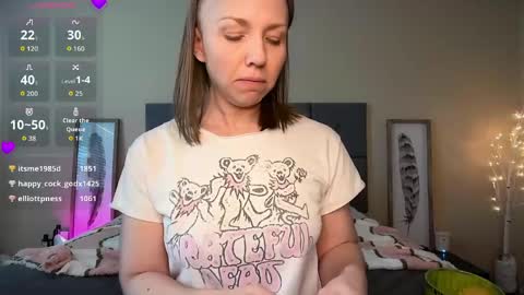 Shalynn online show from April 27, 4:27 pm