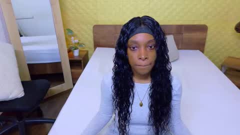 Catalina online show from February 13, 8:05 pm