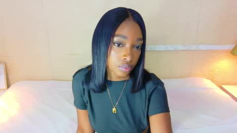 Catalina online show from March 19, 8:02 pm