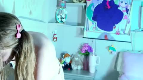 Snapshot of shampooprincess001 chatting on July 3, 11:44 pm shampooprincess001 online show from July 3, 11:44 pm