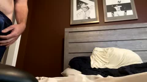 ShaneConn online show from October 14, 3:24 pm