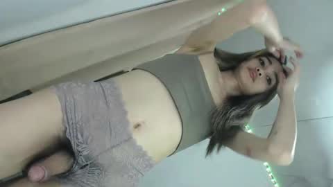 Snapshot of shanegreents chatting on September 27, 1:21 am bini aiah online show from September 27, 1:21 am