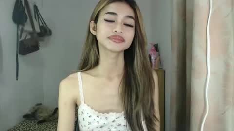 Snapshot of shanegreents chatting on October 14, 3:29 am bini aiah online show from October 14, 3:29 am