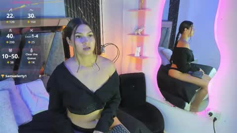 Shanel Elyse online show from June 2, 3:36 pm