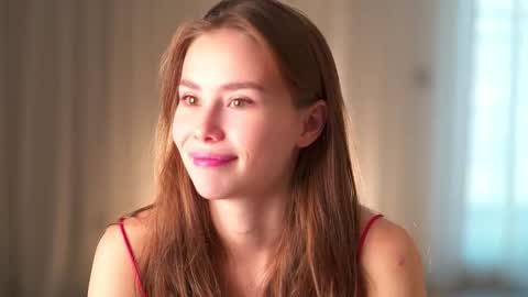 Snapshot of shanelfun chatting on October 18, 1:30 am Emmy online show from October 18, 1:30 am