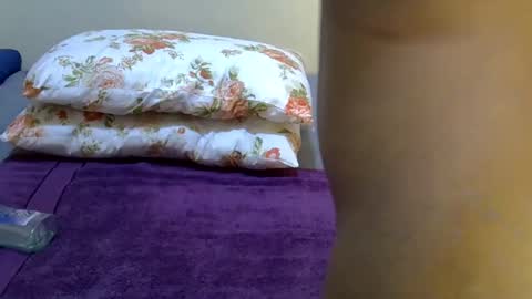 shanell kiss online show from September 18, 11:40 pm