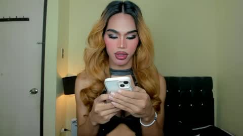 Snapshot of shanexxgoddess chatting on May 16, 6:50 pm shanexx online show from May 16, 6:50 pm