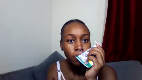 shania_sleigh online show from April 16, 12:28 pm