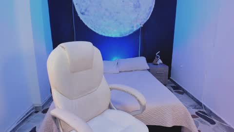 ShaniaDaniels online show from September 18, 9:06 pm