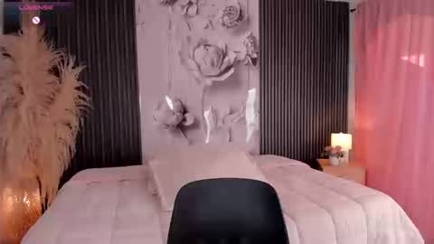 ShaniaDaniels online show from March 14, 10:04 pm