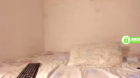 Snapshot of shaniblack chatting on February 25, 10:07 pm Danna online show from February 25, 10:07 pm