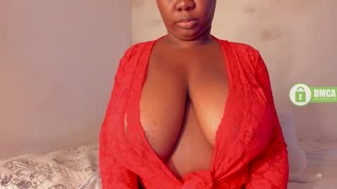 Snapshot of shaniblack chatting on December 5, 1:20 pm Danna online show from December 5, 1:20 pm