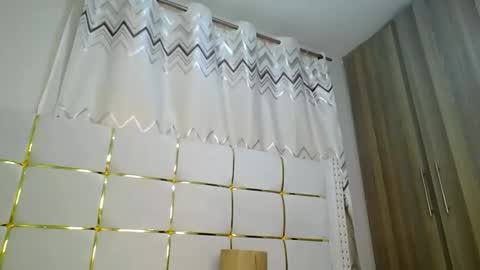 shanizz online show from January 5, 11:33 pm