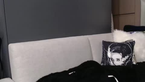 Snapshot of shannon07 chatting on December 22, 2:28 am Shannon07 online show from December 22, 2:28 am