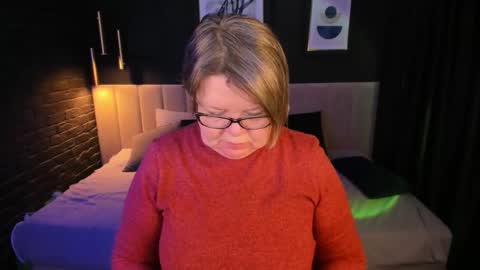 Shannon online show from February 10, 10:08 am