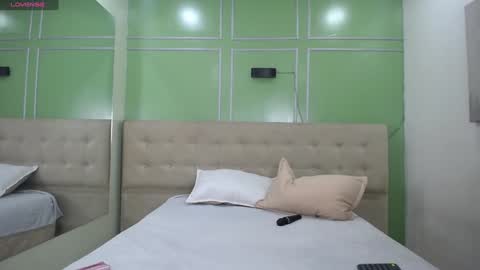  Shanon  online show from January 15, 1:45 am