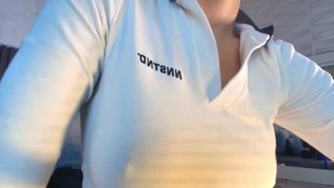 SHANON online show from February 16, 6:59 pm