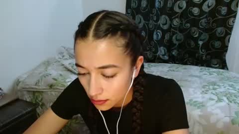 shantal_d03 online show from February 5, 1:58 am