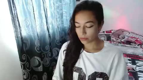 shantal_d03 online show from November 6, 6:20 pm