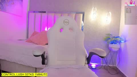 Shantal online show from March 5, 12:12 pm