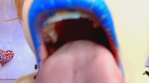 Snapshot of shantala_nastasiia chatting on September 27, 2:00 pm shantala nastasiia online show from September 27, 2:00 pm