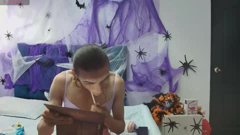 Snapshot of shantala_nastasiia chatting on October 13, 1:00 pm shantala nastasiia online show from October 13, 1:00 pm