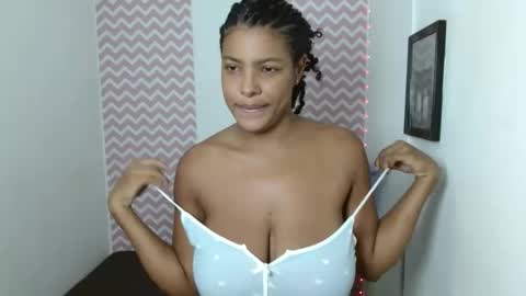 Snapshot of shantalcarson chatting on September 29, 6:46 pm Dayana online show from September 29, 6:46 pm