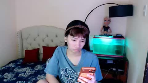 SHANTA FOX  s online show from February 20, 6:26 am