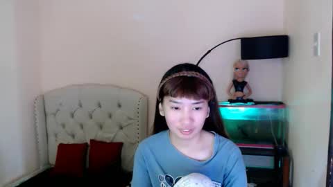 SHANTA FOX  s online show from April 22, 12:35 am