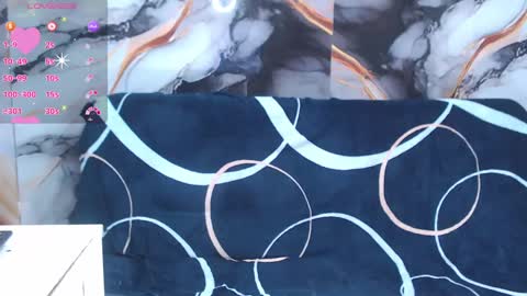 shantall 05 online show from October 9, 6:50 pm