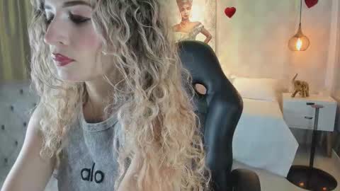 Shantal online show from February 20, 11:00 am