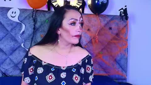 shantey online show from November 1, 3:03 pm