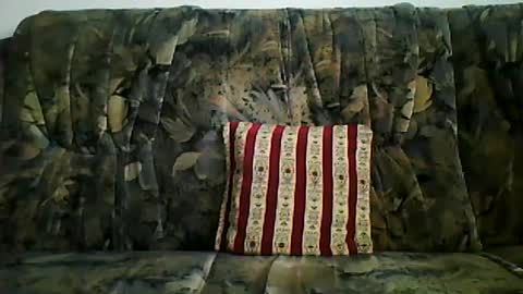 Snapshot of shaomy711 chatting on March 8, 10:11 am excelo21 online show from March 8, 10:11 am