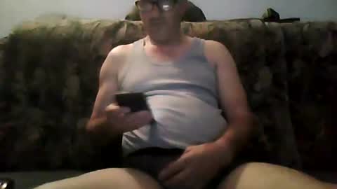 Snapshot of shaomy711 chatting on November 18, 6:40 am excelo21 online show from November 18, 6:40 am