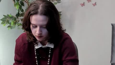 Sara online show from November 11, 7:58 pm