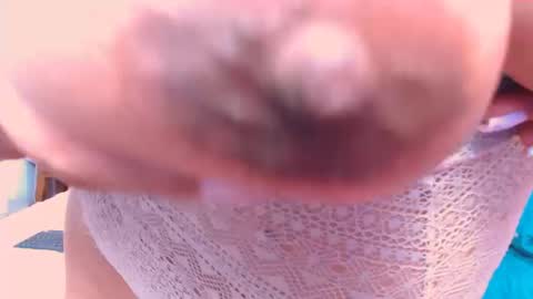 Snapshot of sharit_latina chatting on September 9, 3:22 pm Sharit online show from September 9, 3:22 pm