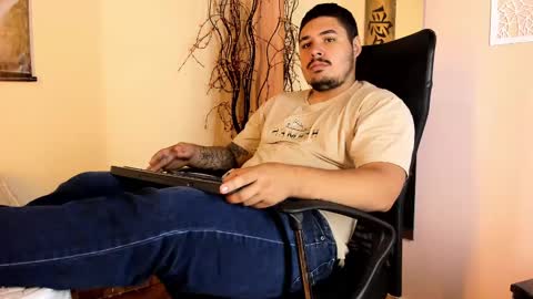 Snapshot of sharkmerlin chatting on February 17, 2:04 pm jhon deibyd online show from February 17, 2:04 pm