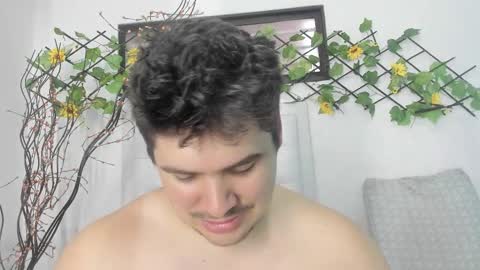 Snapshot of sharkmerlin chatting on September 12, 10:43 pm jhon deibyd online show from September 12, 10:43 pm