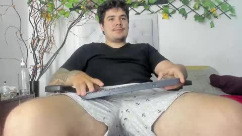 Snapshot of sharkmerlin chatting on September 25, 10:13 pm jhon deibyd online show from September 25, 10:13 pm