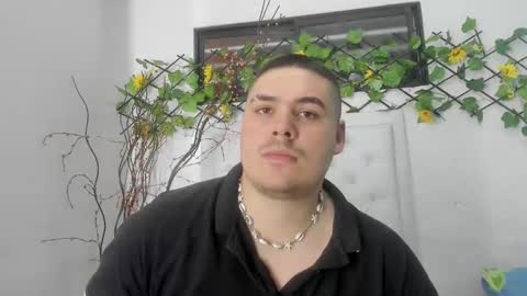 Snapshot of sharkmerlin chatting on October 30, 2:46 am jhon deibyd online show from October 30, 2:46 am