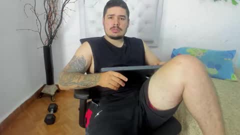 Snapshot of sharkmerlin chatting on November 23, 2:11 am jhon deibyd online show from November 23, 2:11 am