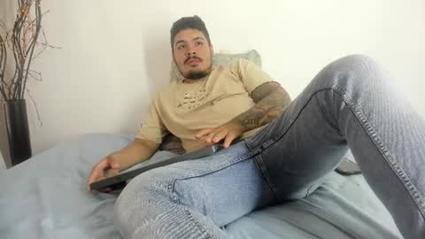 Snapshot of sharkmerlin chatting on July 22, 7:27 pm jhon deibyd online show from July 22, 7:27 pm