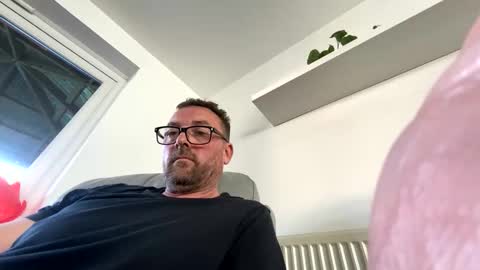 Sharksboy online show from March 28, 7:30 am