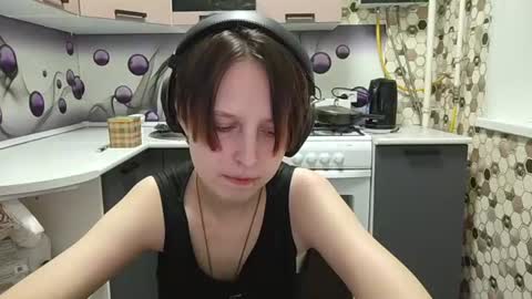 Sara online show from July 8, 10:58 pm