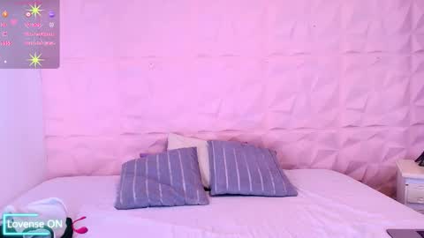 Sharlot Gallego online show from December 20, 1:45 am