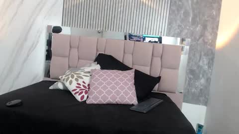 Sara online show from November 9, 12:14 pm