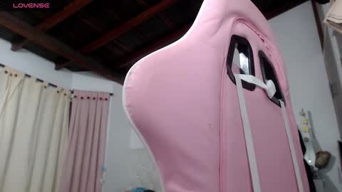 sharlotte_milk24 online show from March 2, 5:19 am