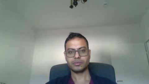 Snapshot of sharmamanxyz chatting on March 5, 3:40 pm sharmamanxyz online show from March 5, 3:40 pm