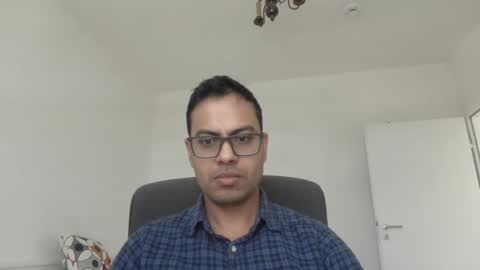 Snapshot of sharmamanxyz chatting on March 11, 12:50 pm sharmamanxyz online show from March 11, 12:50 pm